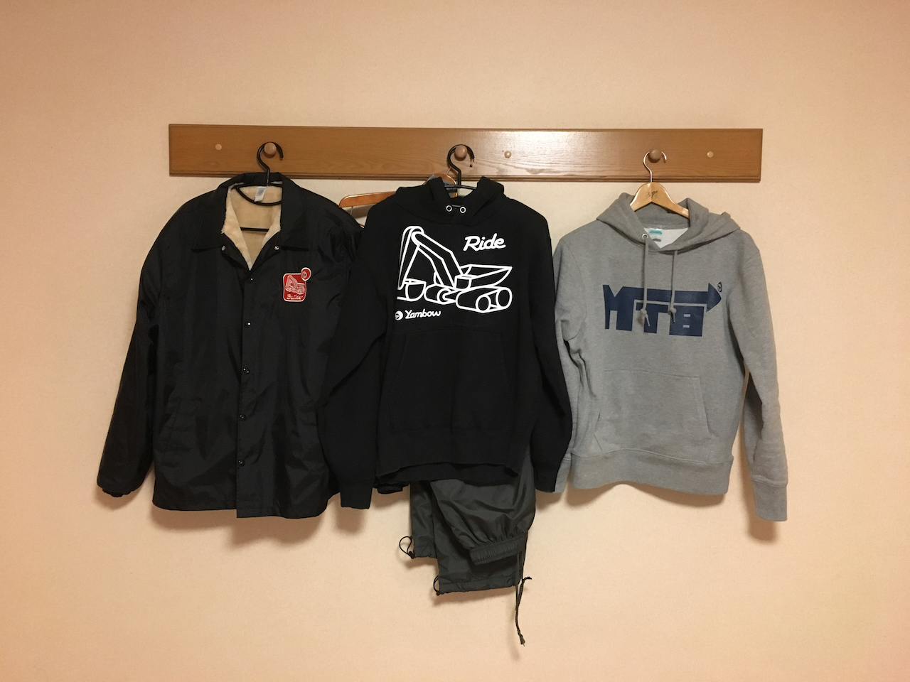 ヤンズのコレクション // YANS Collection